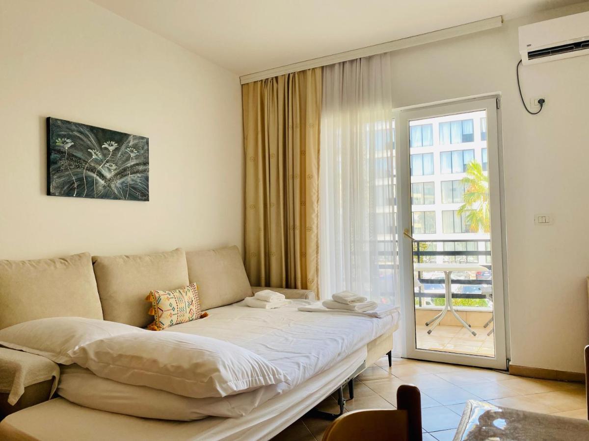 Family-friendly Next To Premium Hotel, *